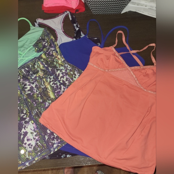 Lululemon tank top bundle~medium 8/10. - Picture 1 of 16